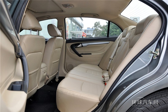 2012款 1.8L CVT導(dǎo)航版