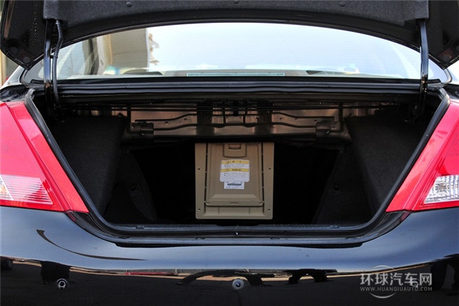 2012款 1.8L 手動(dòng)豪華版