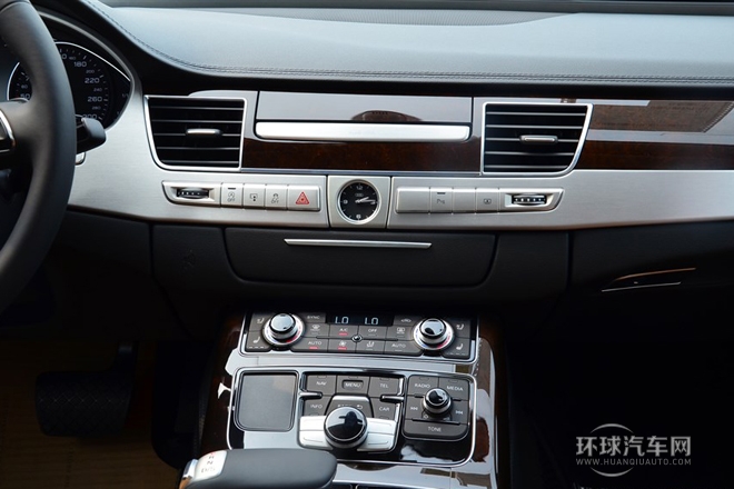 2014款 A8L 45 TFSI quattro專(zhuān)享型