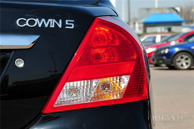 2012款 1.8L 手動豪華版