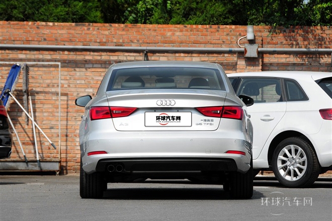 2014款 Limousine 35 TFSI 舒適型
