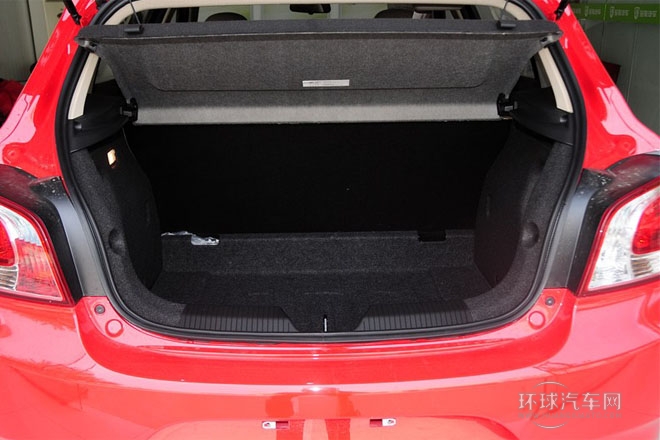 2014款1.5L手動   標準型