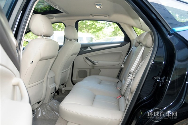 2013款 2.3L 時(shí)尚型