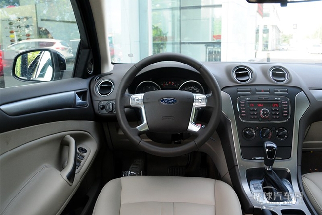 2013款 2.3L 時(shí)尚型