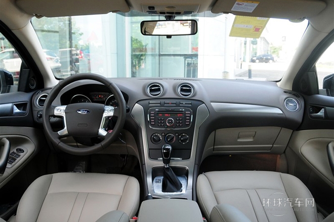 2013款 2.3L 時(shí)尚型