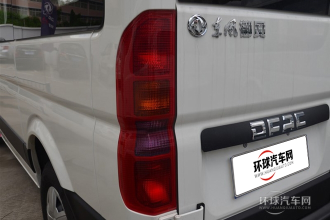 2014款 3.0T領(lǐng)運版短軸中頂ZD30