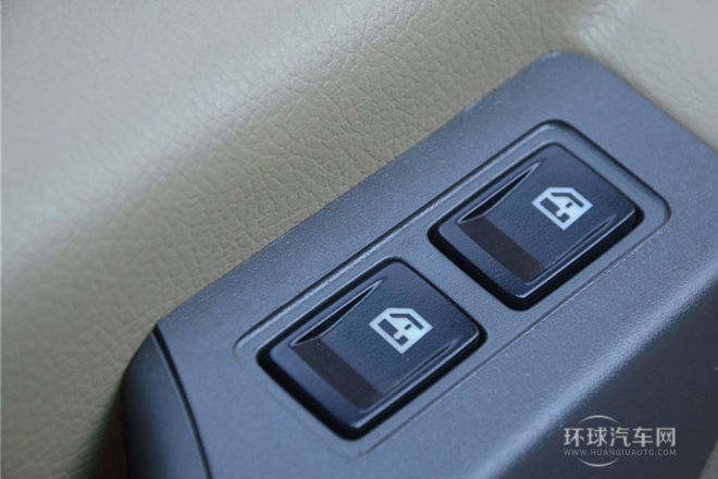 2014款 3.0T領(lǐng)尊版中軸高頂ZD30