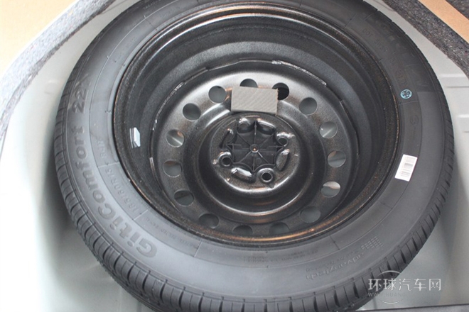 2013款 1.5L 手動進(jìn)取型