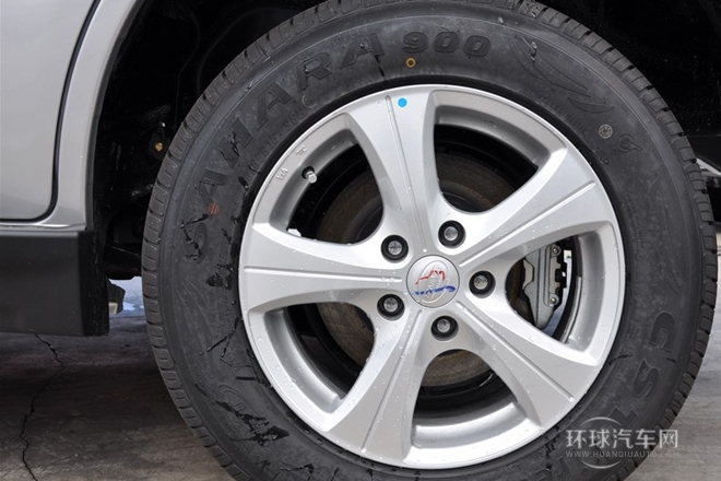 2013款 1.6L 手動5門標(biāo)準(zhǔn)型