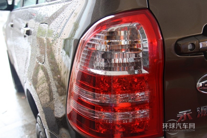 2012款 1.8L 自動(dòng)豪華型