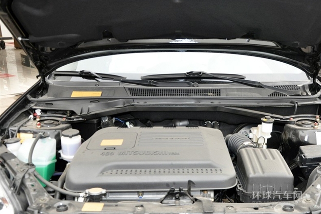 2012款 1.8L 自動(dòng)天窗型