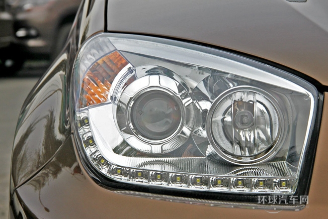 2012款 1.6L 手動(dòng)精英型