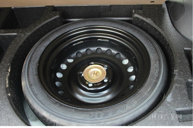 2013款 1.6L 手動(dòng)精英型