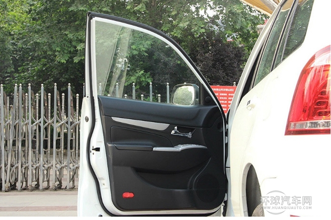 2013款 1.6L 手動(dòng)精英型