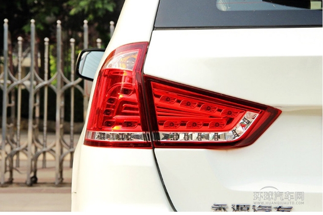 2013款 1.6L 手動(dòng)精英型