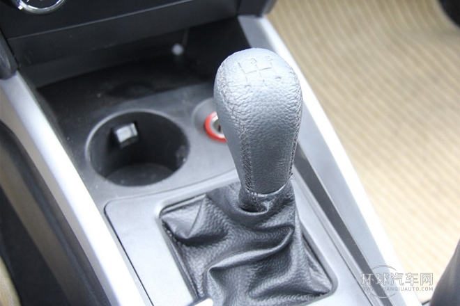 2013款 1.6L 手動(dòng)豪華型