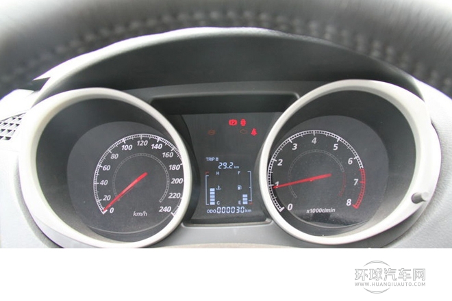 2013款 1.6L 手動(dòng)舒適型
