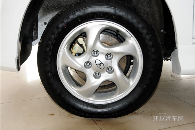 2012款 1.5L 手動(dòng)