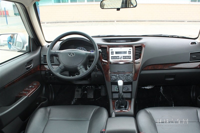 2012款 1.5L 手動(dòng)