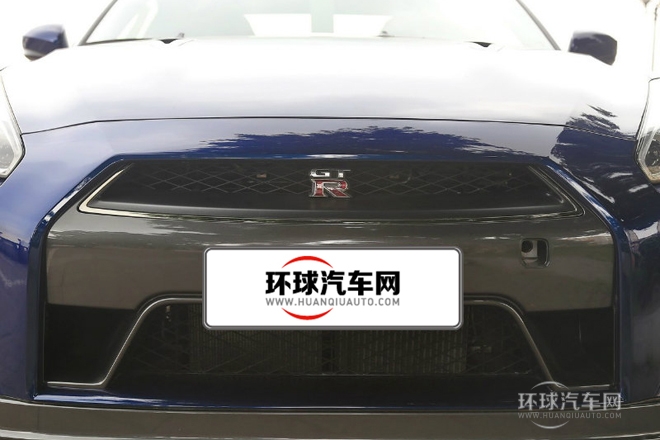 2015款 3.8T 動(dòng)感酷黑內(nèi)飾版
