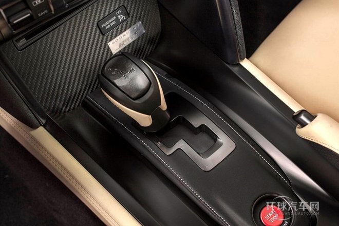 2015款 3.8T 時尚米白內(nèi)飾版