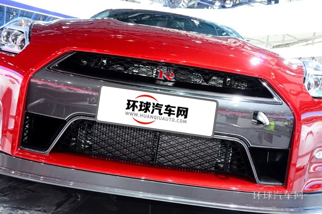 2015款 3.8T 時(shí)尚米白內(nèi)飾版