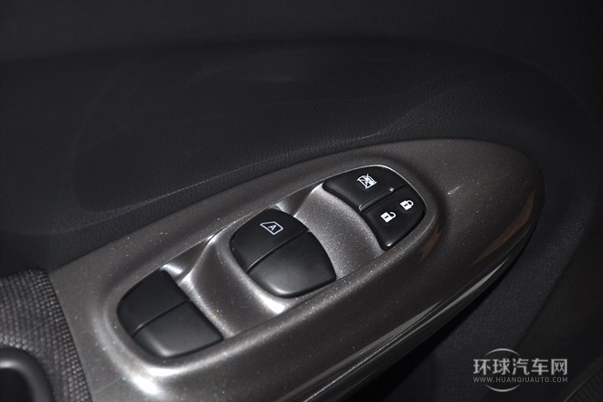 2012款 1.6T 自動(dòng) S 基本款