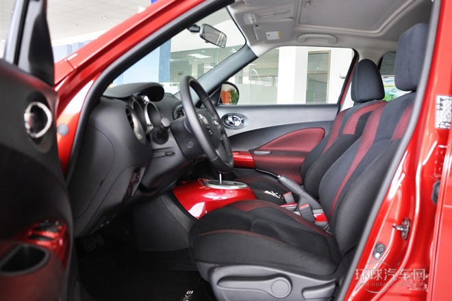 2012款 1.6T 自動 SV 領(lǐng)先款