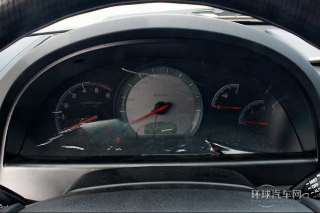 2011款 2.0T 兩驅(qū)精英導(dǎo)航版
