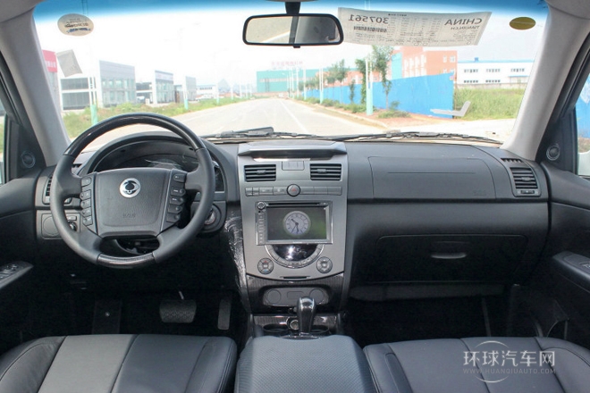 2011款 2.0T 兩驅(qū)精英導(dǎo)航版