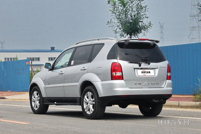 2011款 2.0T 兩驅(qū)精英導(dǎo)航版