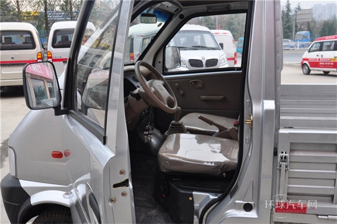 2008款 1.0L基本型標(biāo)準(zhǔn)軸距AF10-06