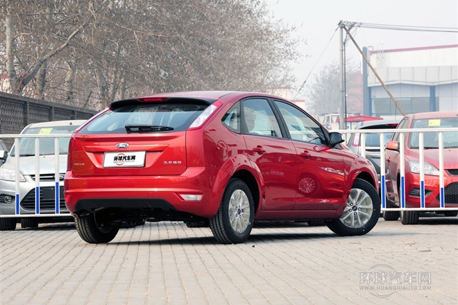 2013款 兩廂經(jīng)典 1.8L AT基本型
