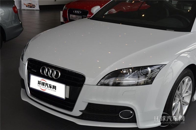 2013款  Coupe 45 TFSI quattro 白色經(jīng)典版