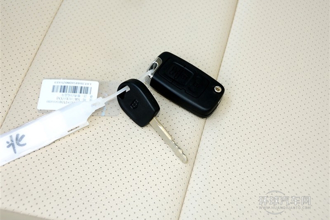 2013款 三廂 1.8L 手動精英型