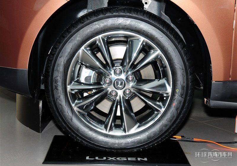 2013款 鋒芒限量版 2.2T 四驅(qū)智尊型