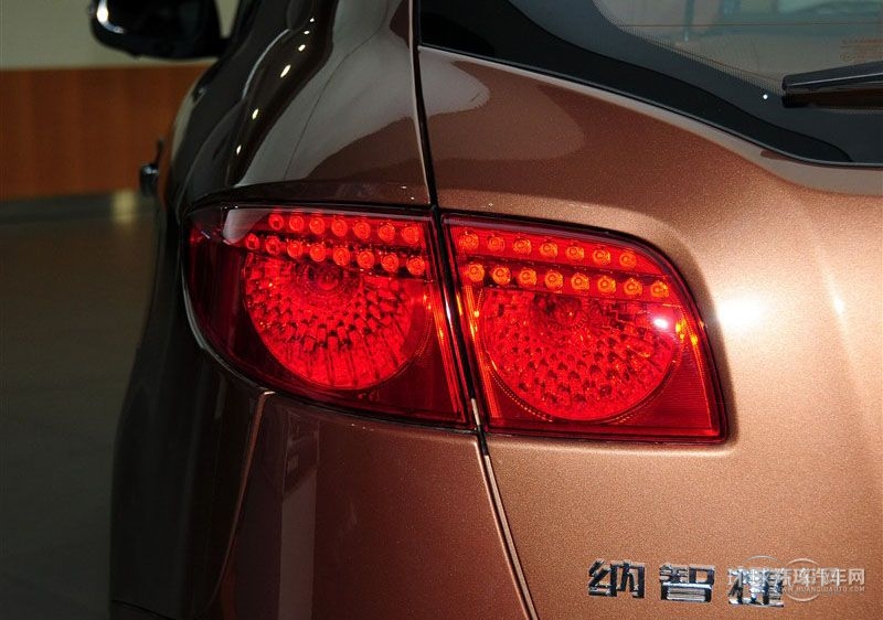 2013款 鋒芒限量版 2.2T 四驅(qū)智尊型