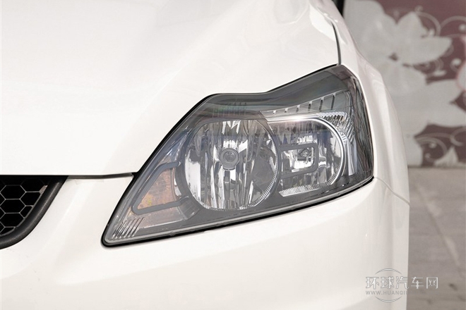 2013款 兩廂經(jīng)典 1.8L MT基本型