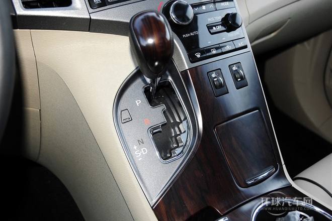 2013款 2.7L 四驅(qū)至尊版