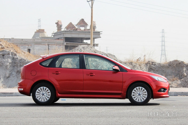 2013款 兩廂經(jīng)典 1.8L MT時(shí)尚型