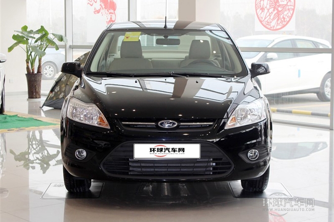 2013款 三廂經(jīng)典 1.8L AT基本型