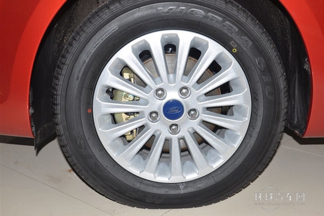 2013款 三廂經(jīng)典 1.8L AT時尚型