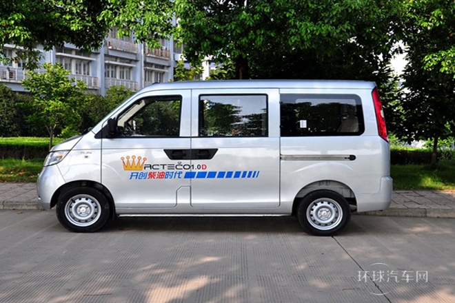 2010款 1.0L柴油標(biāo)準(zhǔn)型