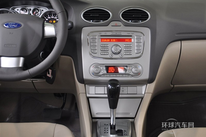2013款 三廂經(jīng)典 1.8L AT時(shí)尚型