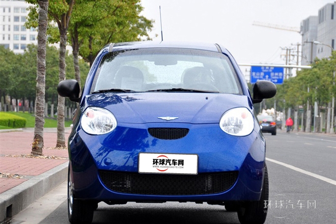2010款 1.3L 手動(dòng)豪華型