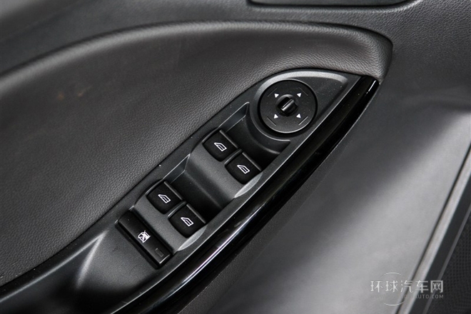 2012款 兩廂 1.6L MT風(fēng)尚型