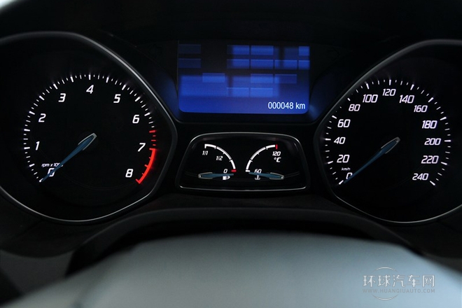 2012款 兩廂 2.0L AT豪華運(yùn)動型