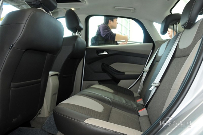 2012款 三廂 1.6L MT風(fēng)尚型