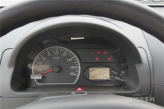 2011款 1.3L基本型有護(hù)欄