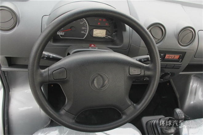 2011款 1.3L基本型有護(hù)欄